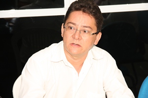 Professor Reginaldo Pinheiro recebe título de cidadão de Morada Nova
