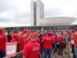 APEOC na Ocupação do Congresso Nacional neste momento!