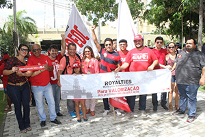 13 de Março: Manifestação em Defesa da Educação, da Petrobras, da Democracia, e do Brasil!