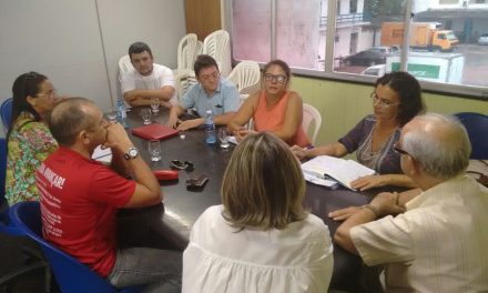 Paracuru: Sindicato APEOC leva demandas da categoria à Prefeitura