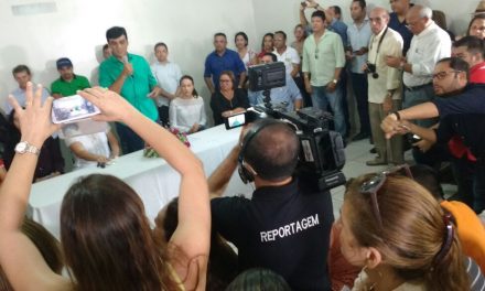 Caucaia: Comissão Municipal tem audiência com Prefeito e garante aumento de 7,64%