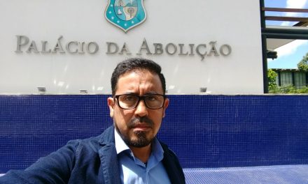 Agiliza, Camilo. Sindicato APEOC leva cobranças ao Palácio da Abolição