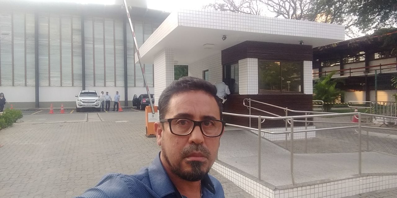 Anizio Melo vai ao Palácio da Abolição cobrar compromissos do Estado
