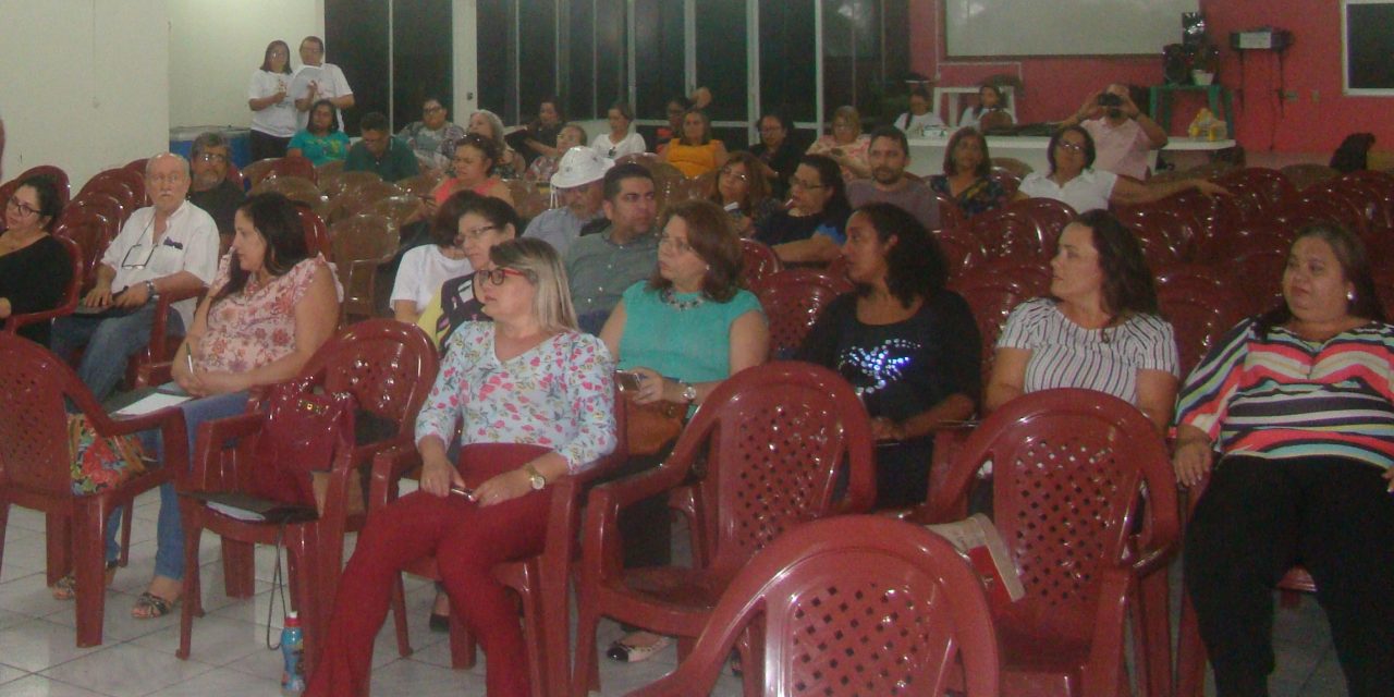 Sindicato APEOC sedia Encontro Estadual do Fórum da EJA