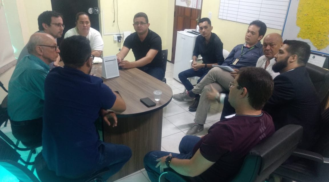 Sindicato APEOC recebe o CENTEC e professores técnicos das Escolas Profissionalizantes do Ceará