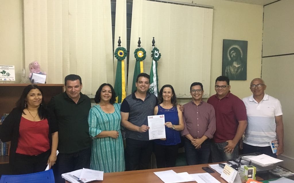 Santana do Cariri: Comissão Municipal entrega pauta de luta à Prefeitura