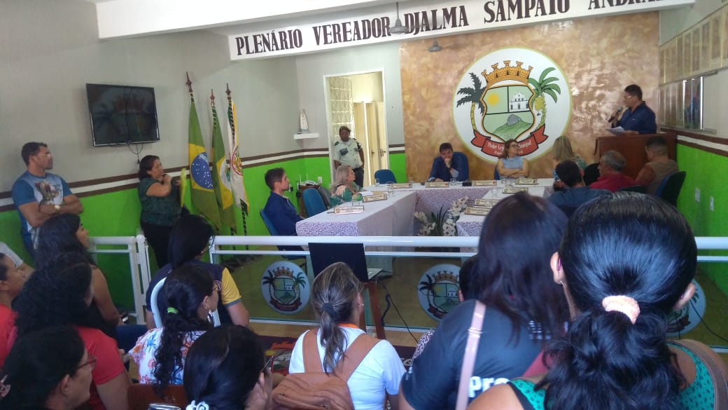 Palmácia: Sindicato APEOC se reúne com motoristas do transporte escolar e acompanha aprovação de mensagem na Câmara Municipal