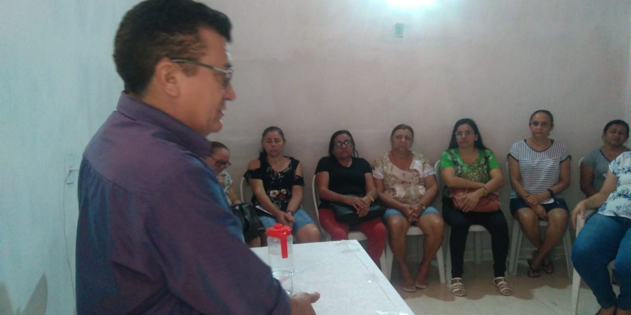 Abaiara: APEOC discute 1/3 de férias, readequação do Plano de Cargos e outras demandas da categoria