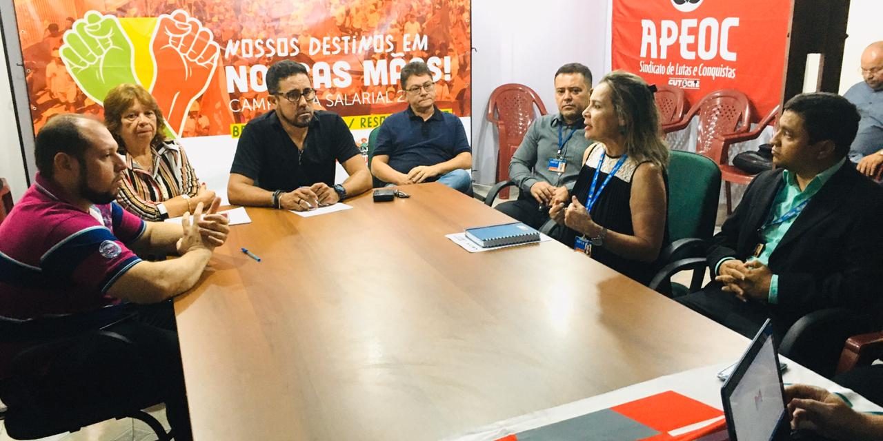 EXECUTIVA DA APEOC DISCUTE ORGANIZAÇÃO DA BICICLETADA, ASSEMBLEIA GERAL E PRECATÓRIOS