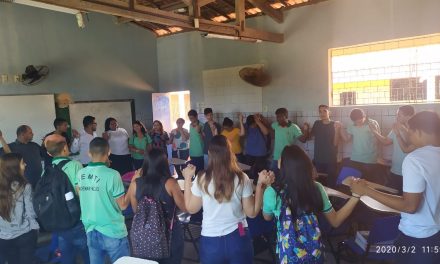 NOTA DE REPUDIO: A SALA DE AULA É UM ESPAÇO SAGRADO E MERECE RESPEITO