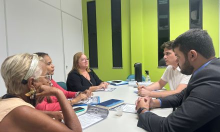 BATURITÉ: APEOC SE REÚNE COM PREFEITO E SECRETÁRIA E DISCUTE PAUTAS DA CAMPANHA SALARIAL