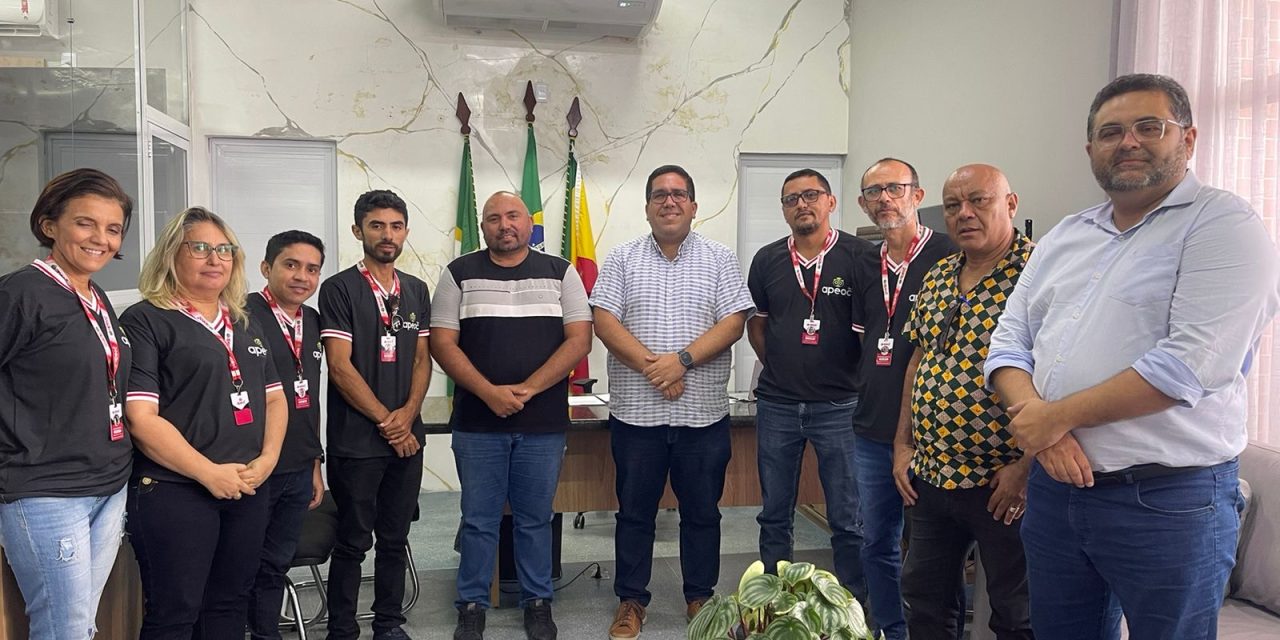 PACAJUS: APEOC SE REÚNE COM O PREFEITO E DISCUTE PAUTAS EMERGENCIAIS DA CATEGORIA