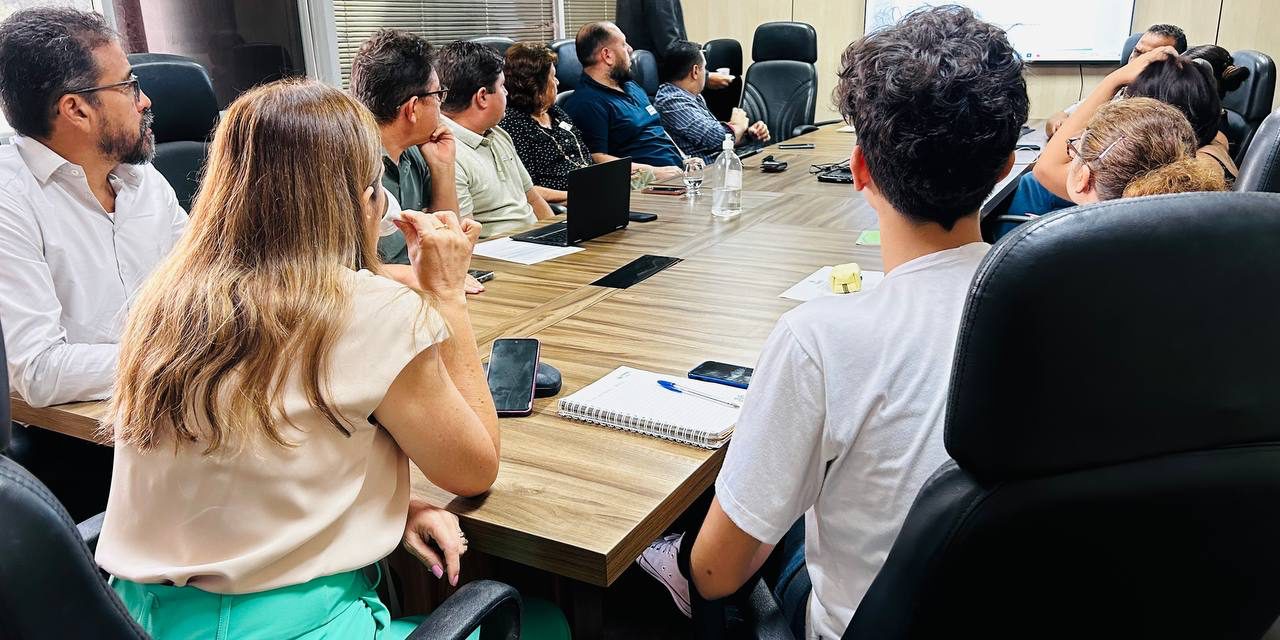 APÓS APROVAÇÃO DA PROPOSTA ARRANCADA NA MESA DE NEGOCIAÇÃO, PROJETO DE LEI QUE GARANTE PVR PARA DOUTORES E ELEVA A DOS TEMPORÁRIOS É ENVIADO PARA ALECE