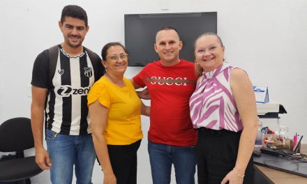 PEDRA BRANCA: APEOC PARTICIPA DE REUNIÃO DE PRESTAÇÃO DE CONTAS DO FUNDEB