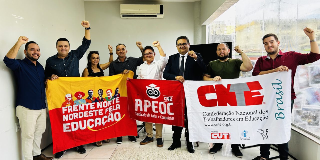 SANTANA DO ACARAÚ: COMISSÃO MUNICIPAL SE REÚNE COM DIREÇÃO ESTADUAL E ENCAMINHA AGENDA EM DEFESA DOS PROFISSIONAIS DA EDUCAÇÃO