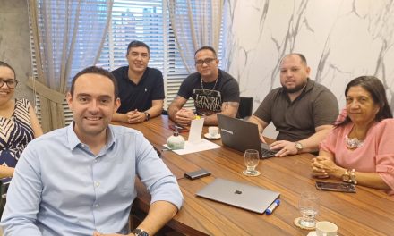 CONCURSO E CARREIRA: SINDICATO APEOC E GOVERNO MUNICIPAL DE CHOROZINHO AVANÇAM EM NEGOCIAÇÕES