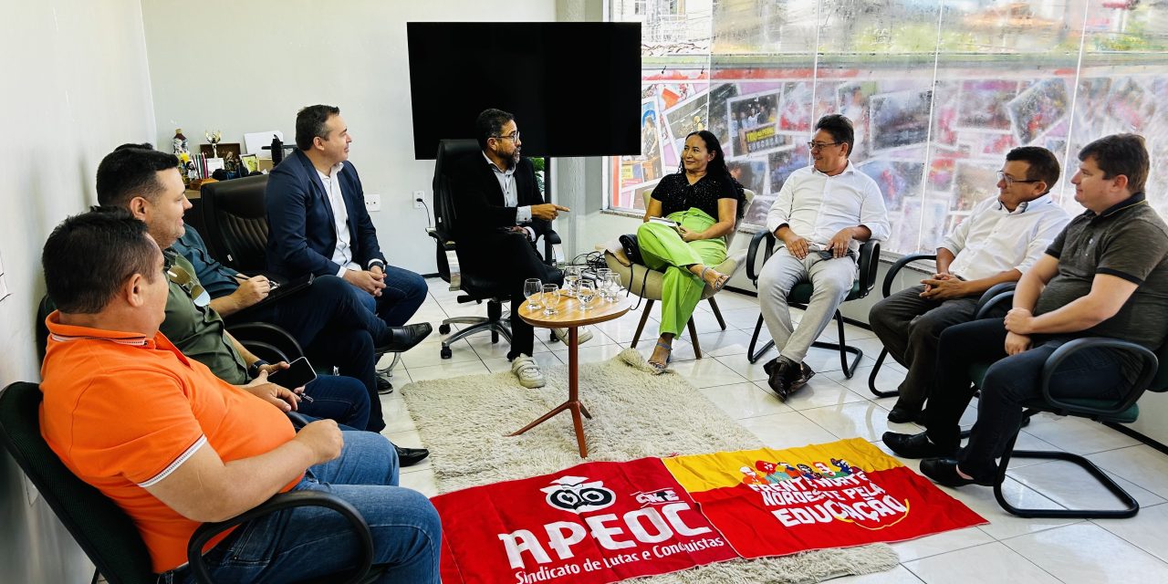 ARNEIROZ: COMISSÃO MUNICIPAL SE REÚNE COM PRESIDENTE ESTADUAL DA APEOC E DISCUTE HONORÁRIOS ADVOCATÍCIOS DO PRECATÓRIO DO FUNDEF