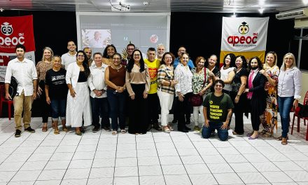 APEOC PARTICIPA DE REUNIÃO DO FÓRUM ESTADUAL DE EDUCAÇÃO, DISCUTE PAUTAS E FAZ ENCAMINHAMENTOS