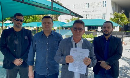 PLANTÃO DA APEOC NA SEDUC | ATO DE EXONERAÇÃO DO PROFº RAFAEL BELIZÁRIO SERÁ TORNADO SEM EFEITO