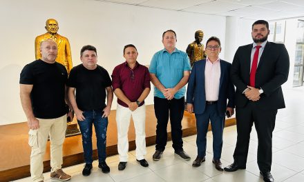 APEOC ACOMPANHA JULGAMENTO DA AMPLIAÇÃO DEFINITIVA DE CARGA HORÁRIA DE ICÓ