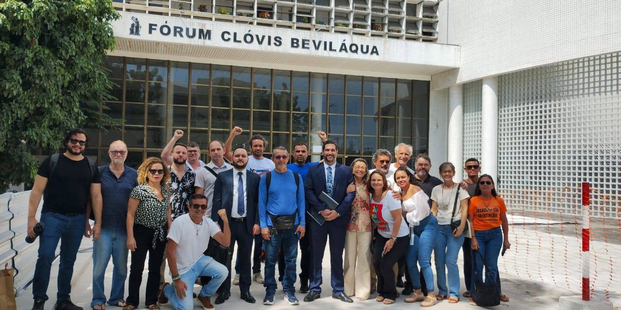 JURÍDICO DA APEOC PARTICIPA DE AUDIÊNCIA DEFENDENDO PROFESSORES PROCESSADOS NA GREVE DE 2011