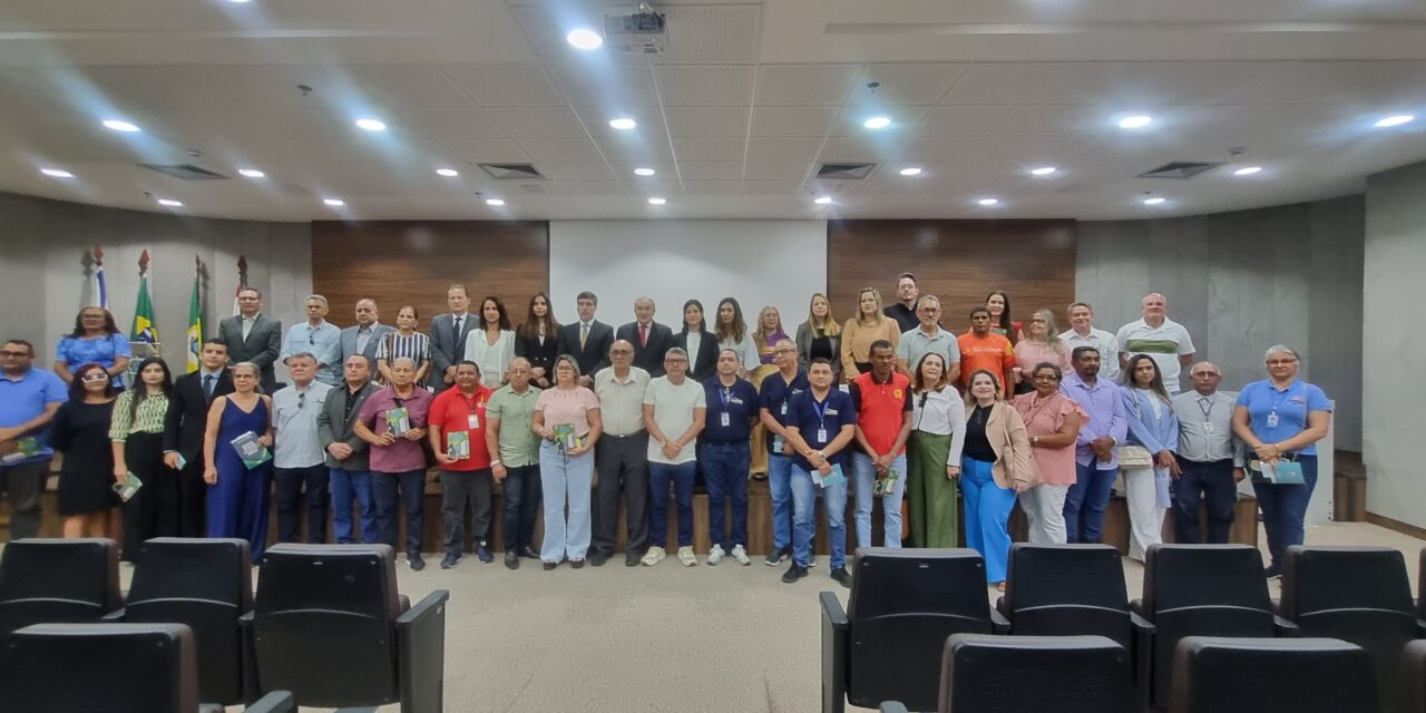 APEOC PARTICIPA DE AUDIÊNCIA PÚBLICA NO MINISTÉRIO PÚBLICO DO TRABALHO SOBRE ASSÉDIO ELEITORAL