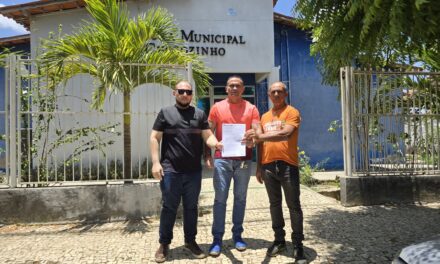 CHOROZINHO: APEOC COBRA PUBLICAÇÃO DE EDITAL DE CONCURSO PÚBLICO