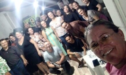 RUSSAS: APEOC DEBATE COM CATEGORIA NOVO PLANO DE CARGOS E CARREIRA DO MAGISTÉRIO