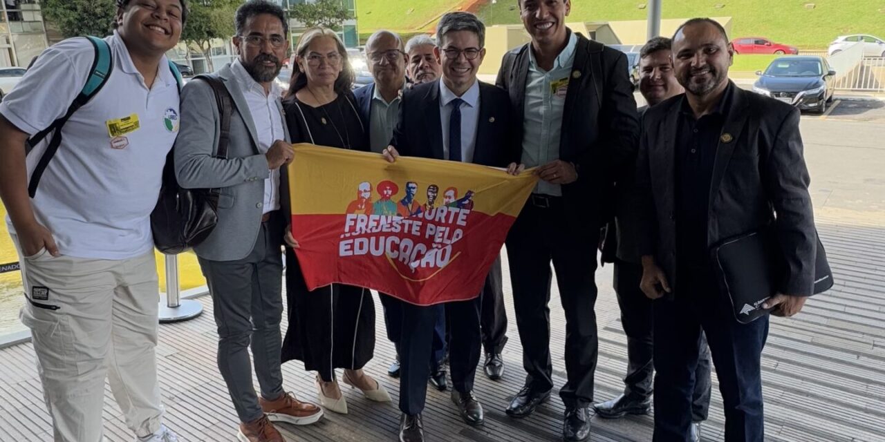 EXPEDIENTE DO PRESIDENTE DIRETAMENTE DE BRASÍLIA