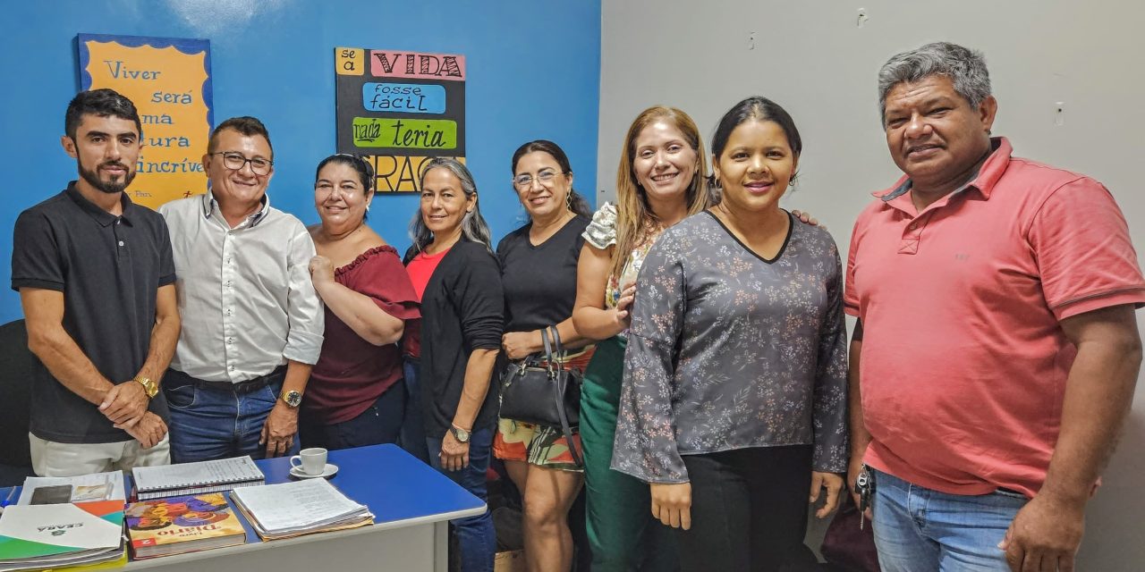 OCARA: APEOC APRESENTA NOVA COMISSÃO MUNICIPAL E DEBATE PAUTAS EMERGENCIAIS DA CATEGORIA