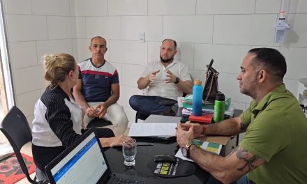 CHOROZINHO: VITÓRIA DA EDUCAÇÃO • EM MESA DE NEGOCIAÇÃO, APEOC GARANTE REAJUSTE DO PISO, GRATIFICAÇÕES E REFORÇA A LUTA PELA VALORIZAÇÃO DA CATEGORIA
