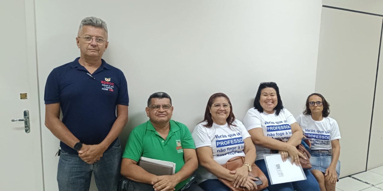 CAUCAIA: APEOC E ENTIDADES SINDICAIS SE REÚNEM COM PREFEITURA PARA DISCUTIR ESTADO DE GREVE DOS SERVIDORES MUNICIPAIS