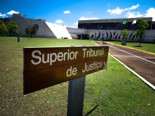 BOA VIAGEM: STJ CONFIRMA TESE DO SINDICATO APEOC SOBRE DIREITO AO PISO DO MAGISTÉRIO