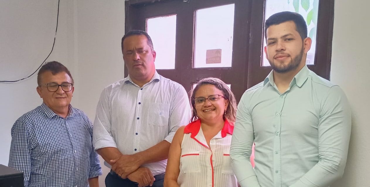 POTENGI: APEOC DISCUTE READAPTAÇÃO E LICENÇA SAÚDE EM REUNIÃO COM PROCURADORES