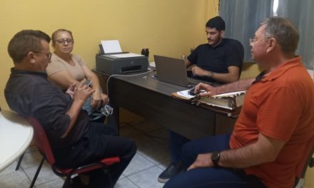 ABAIARA: SINDICATO APEOC DEBATE PRECATÓRIO DO FUNDEF COM PROCURADORIA DO MUNICÍPIO.