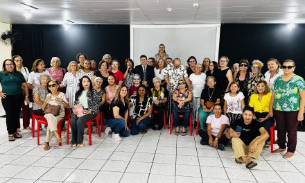 SINDICATO APEOC REALIZA PALESTRA SOBRE SAÚDE MENTAL PARA APOSENTADOS