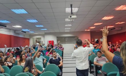 PRECATÓRIO DO FUNDEF DE ACARAÚ: APÓS LUTA HISTÓRICA, SINDICATO APEOC GARANTE PAGAMENTO DA 1ª PARCELA PARA AGOSTO DE 2025