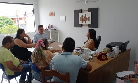 PALHANO: SINDICATO APEOC DISCUTE PAUTAS DA EDUCAÇÃO COM GESTÃO MUNICIPAL