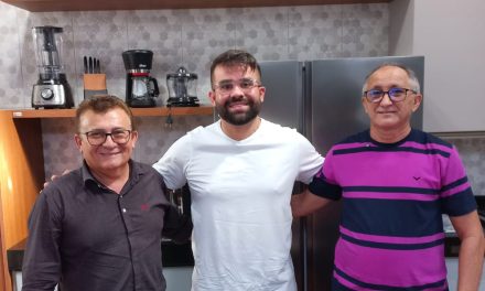 MORAÚJO: PROJETO DE LEI QUE REGULAMENTA PRECATÓRIOS DO FUNDEF É ENVIADO À CÂMARA COM SUGESTÕES DO SINDICATO APEOC