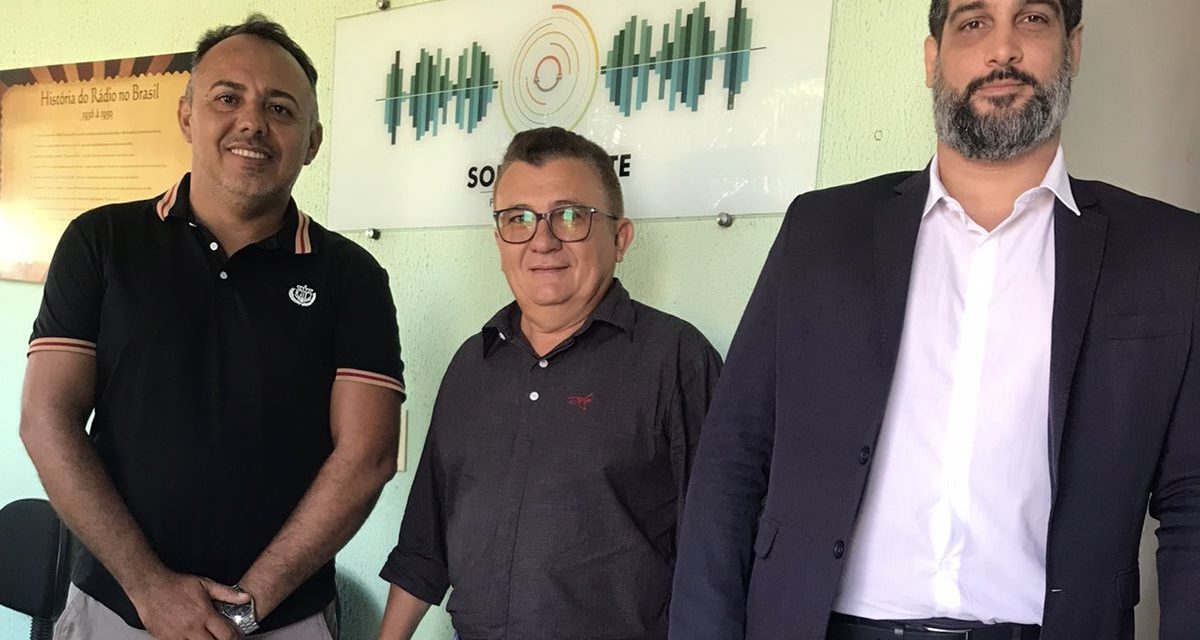 AURORA: SINDICATO APEOC REALIZA REUNIÃO PARA TRATAR DAS AÇÕES JUDICIAIS DA EDUCAÇÃO E PARTICIPA DE PROGRAMA DE RÁDIO PARA ATUALIZAR A CATEGORIA