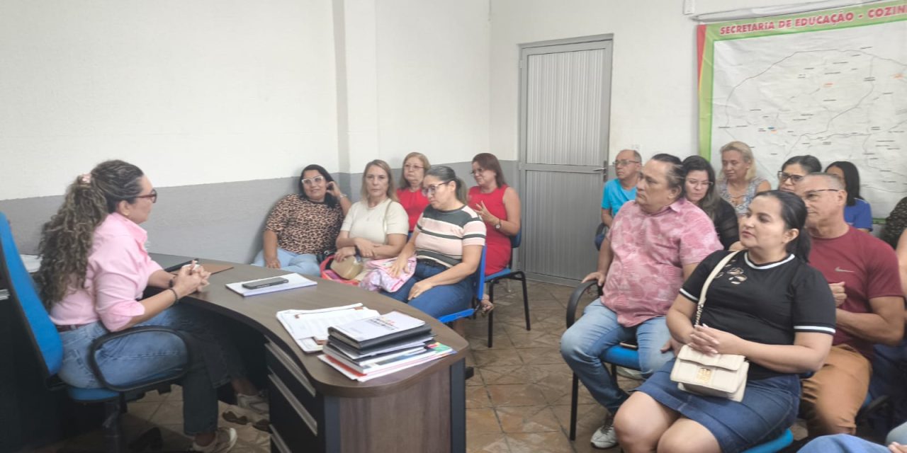 PACAJUS: APEOC PARTICIPA DE REUNIÃO QUE GARANTE AVANÇO EM NEGOCIAÇÃO SOBRE GRATIFICAÇÃO PARA PROFESSORES, INCLUINDO READAPTADOS
