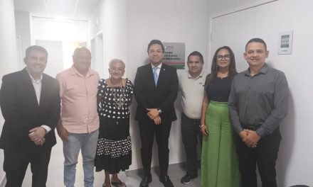 APEOC QUESTIONA USO INDEVIDO DE RECURSOS DO FUNDEB EM AUDIÊNCIA COM MPE <br><h3>Sindicato cobra transparência na gestão de fundos públicos e correção de irregularidades em Baturité</h3> 