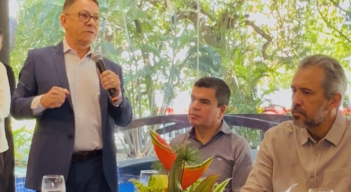 RESULTADO DA NEGOCIAÇÃO QUALIFICADA: GOVERNADOR ANUNCIA PAGAMENTO DAS PROMOÇÕES SEM TITULAÇÃO 2023/24 PARA A FOLHA DE NOVEMBRO E PUBLICAÇÃO DO EDITAL DA AMPLIAÇÃO DEFINITIVA DE CARGA HORÁRIA