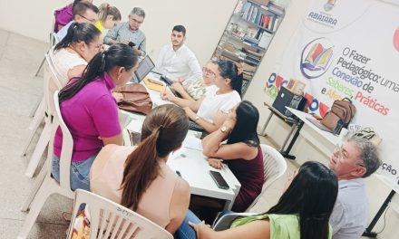 ABAIARA: SINDICATO APEOC DEBATE REFORMULAÇÃO DO PLANO DE CARGOS E CARREIRAS COM A GESTÃO MUNICIPAL