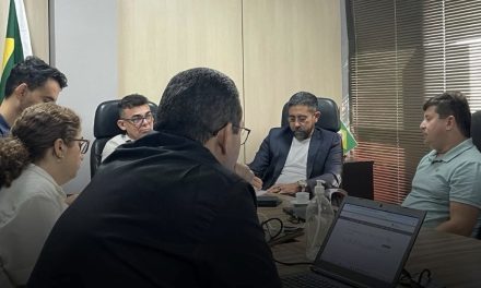 REUNIÃO DA COMISSÃO TÉCNICA APEOC X SEDUC: INICIADAS ÀS PROJEÇÕES