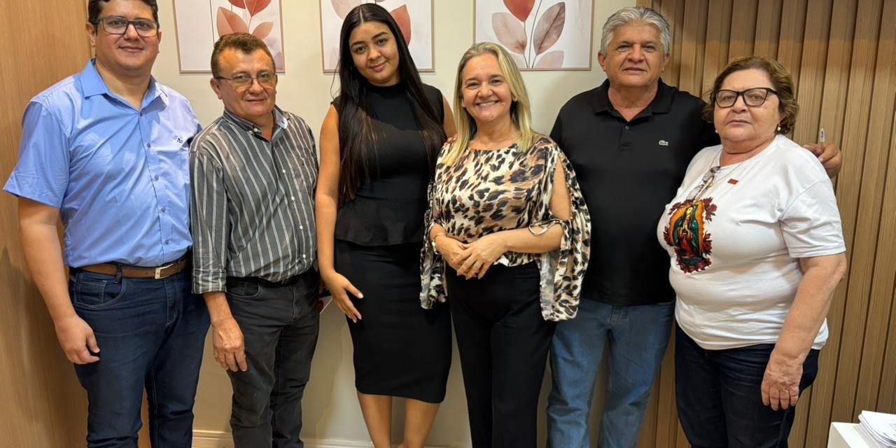 JAGUARUANA: APEOC PARTICIPA DE AUDIÊNCIA COM PREFEITO E GARANTE AVANÇOS PARA A EDUCAÇÃO