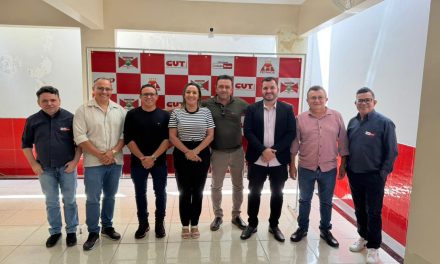 ICÓ: APEOC PARTICIPA DE AUDIÊNCIA COM A GESTÃO MUNICIPAL E GARANTE AVANÇOS PARA OS PROFISSIONAIS DA EDUCAÇÃO