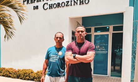 CHOROZINHO: SINDICATO APEOC ACOMPANHA APLICAÇÃO DO REAJUSTE, RETROATIVOS, DIFÍCIL ACESSO, CONCURSO PÚBLICO E GRATIFICAÇÃO DE GESTÃO ESCOLAR