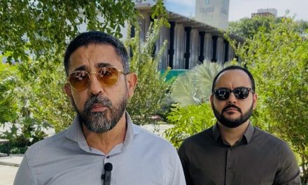 PROFESSOR ANÍZIO PROTOCOLA OFÍCIOS NO PALÁCIO DA ABOLIÇÃO E NA SEDUC COBRANDO CONCURSO DO MAGISTÉRIO COM MAIOR NÚMERO DE VAGAS