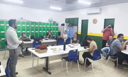 ICÓ: REALIZA VISITA TÉCNICA À EEMTI VIVINA MONTEIRO, E CONSTATA GRAVES PROBLEMAS ESTRUTURAIS